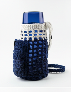 T-shirt yarn water bottle holder with pocket