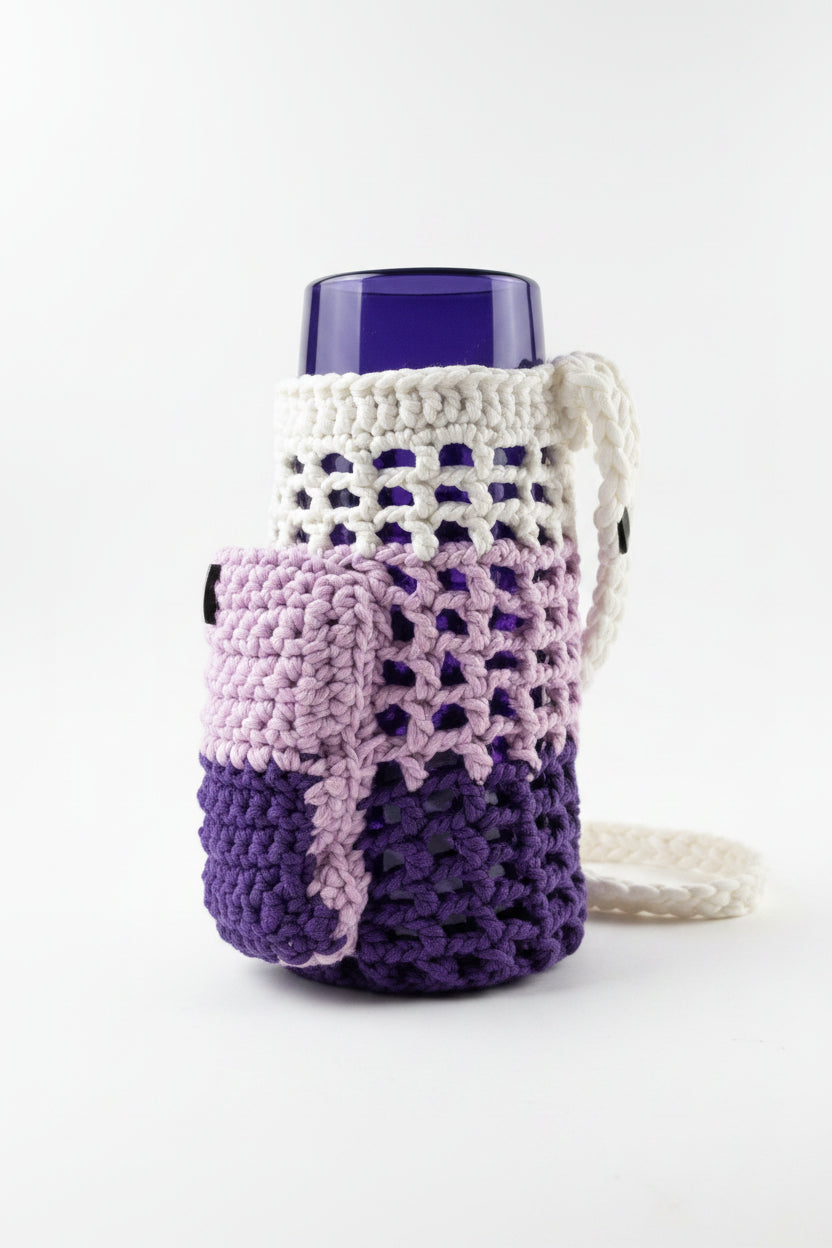 T-shirt yarn water bottle holder with pocket